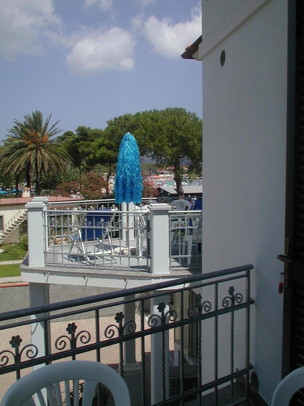 Marina Azzurra Vistamare - Hituscany Marina di Campo Exterior photo